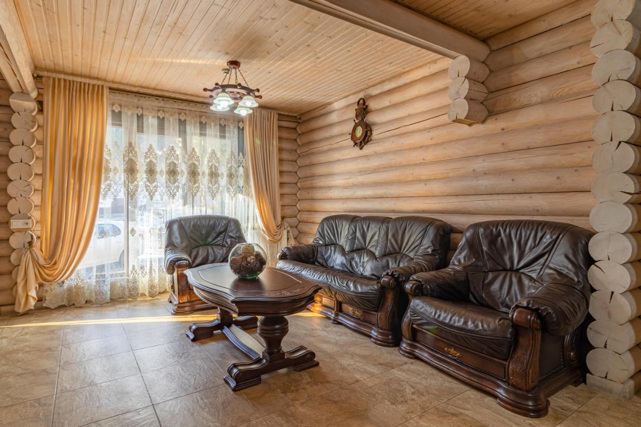 Guest House Turda Bukovel Bagian luar foto