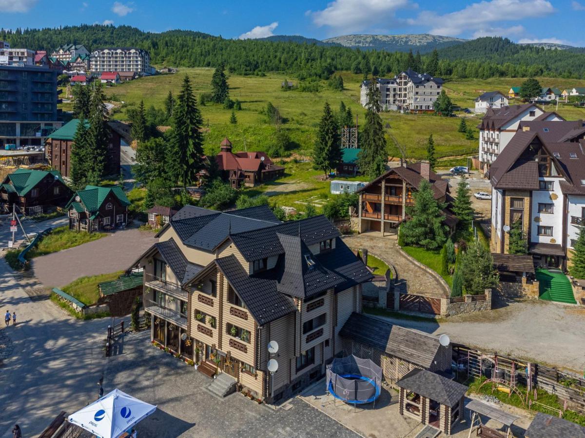 Guest House Turda Bukovel Bagian luar foto
