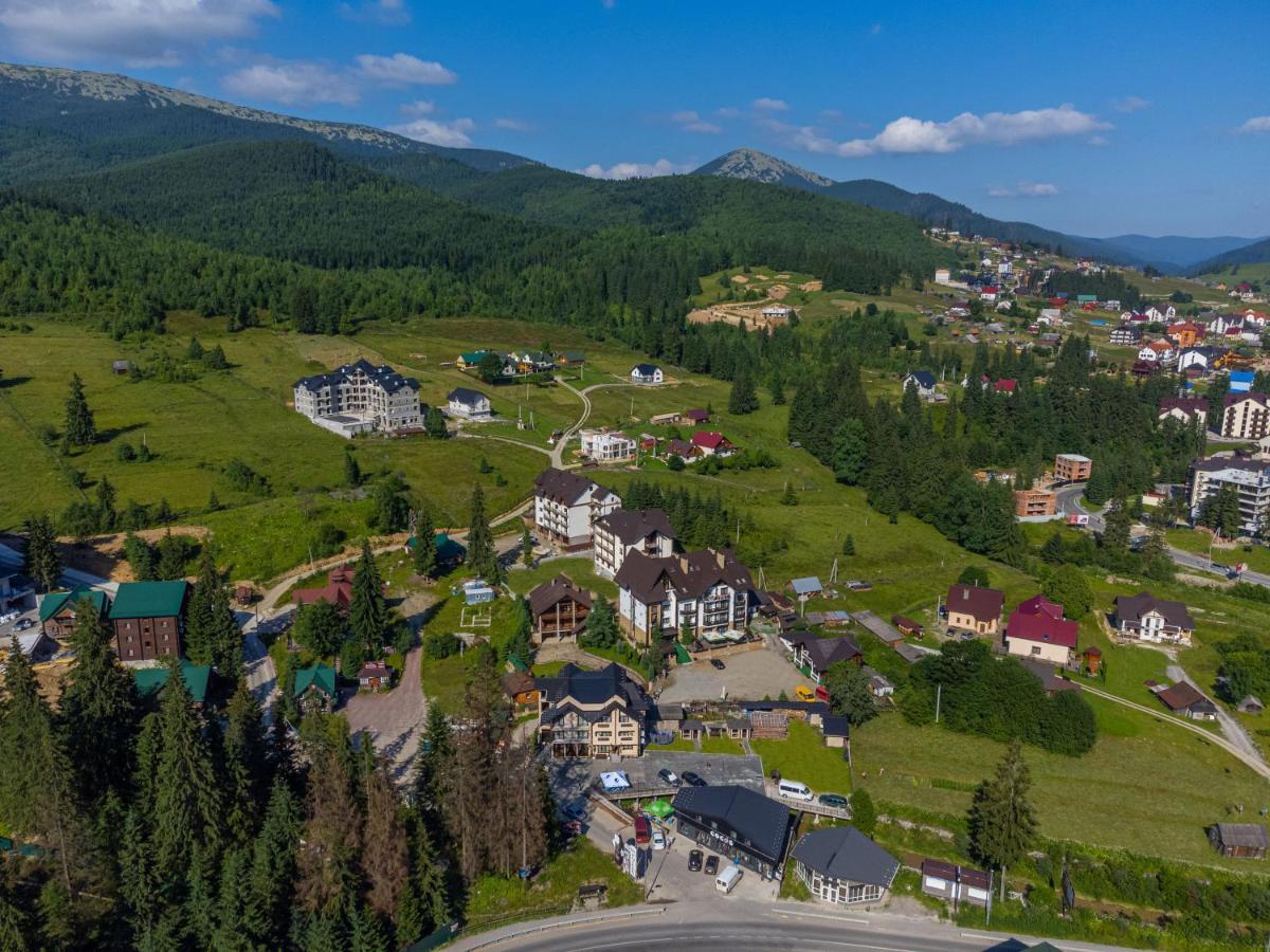 Guest House Turda Bukovel Bagian luar foto