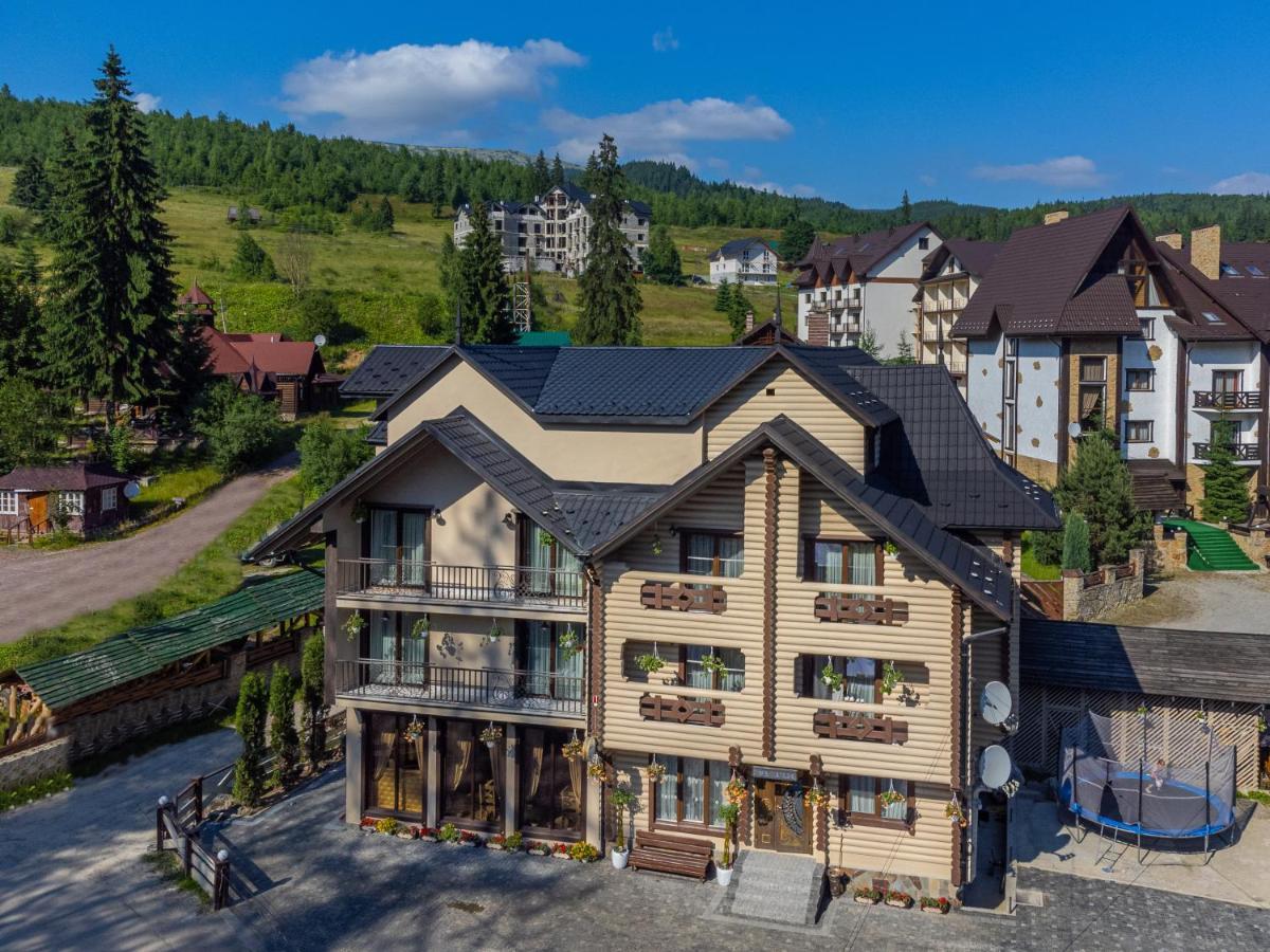 Guest House Turda Bukovel Bagian luar foto