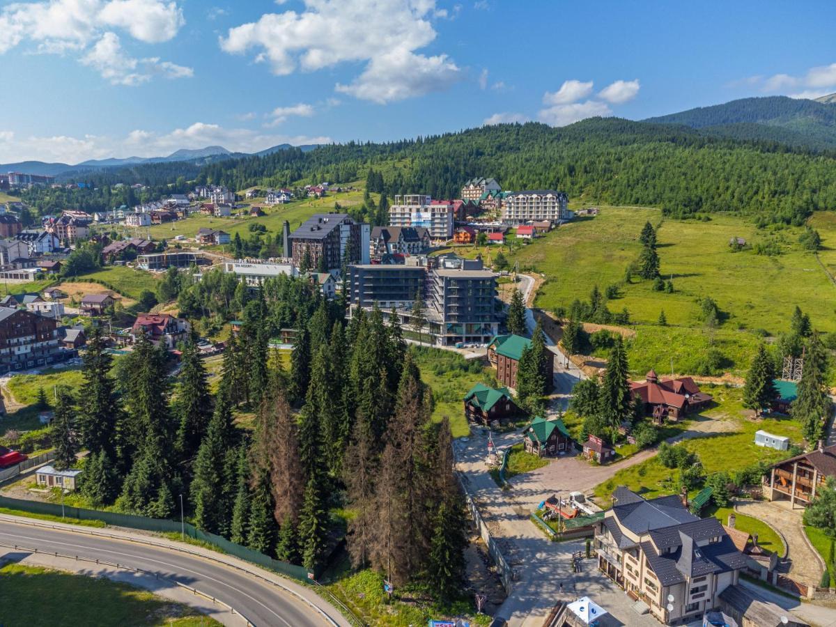 Guest House Turda Bukovel Bagian luar foto