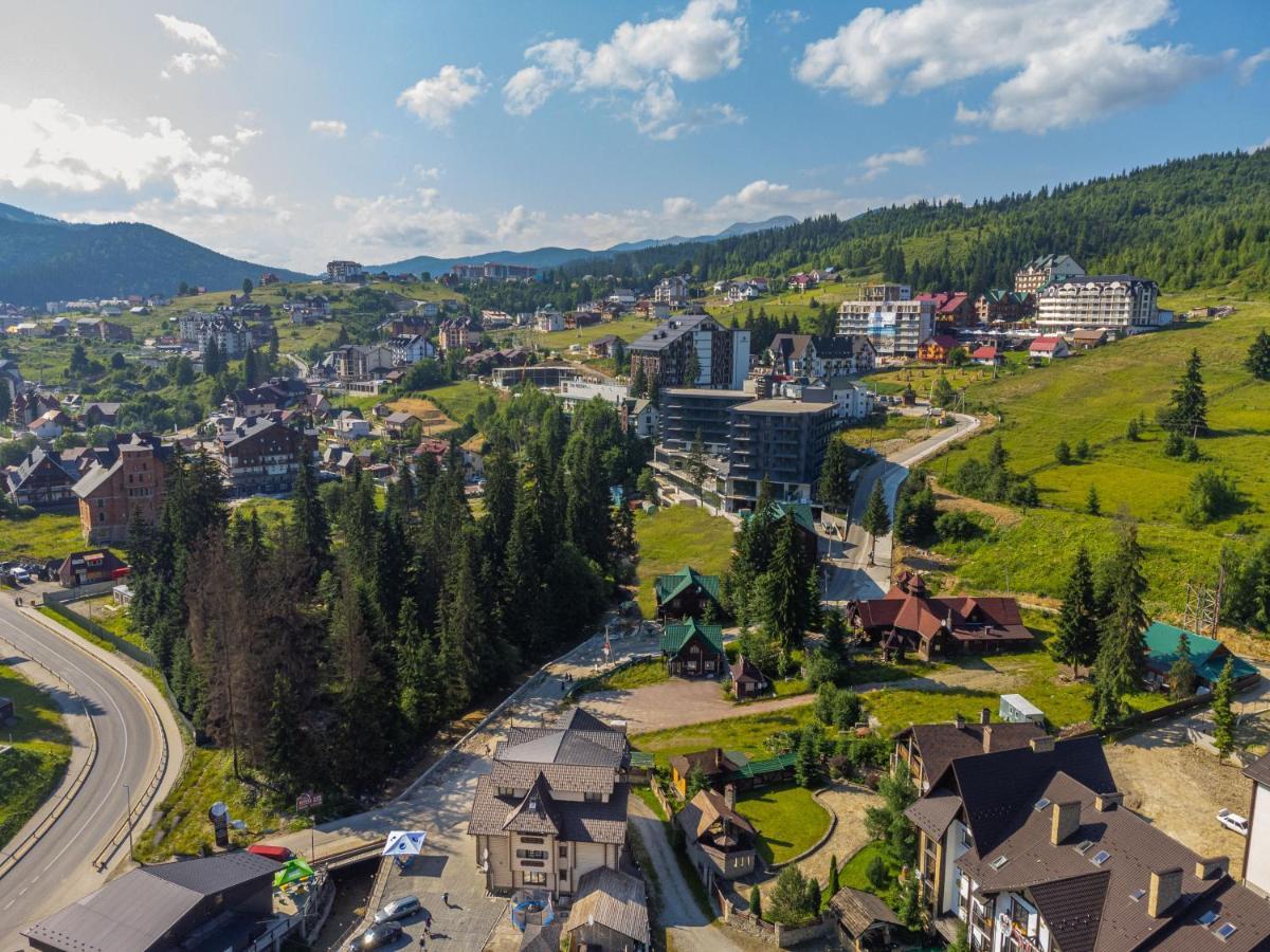 Guest House Turda Bukovel Bagian luar foto
