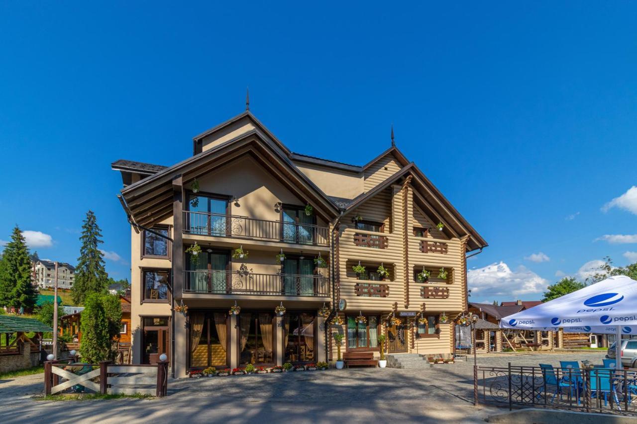 Guest House Turda Bukovel Bagian luar foto