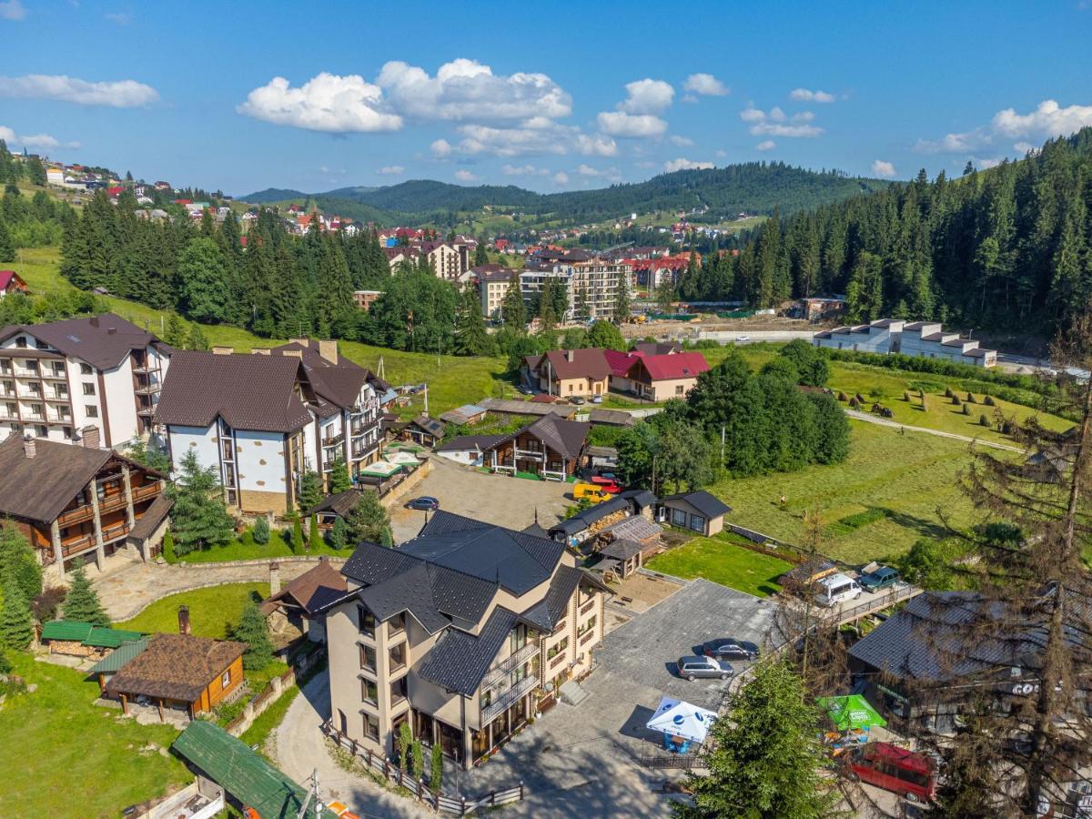 Guest House Turda Bukovel Bagian luar foto