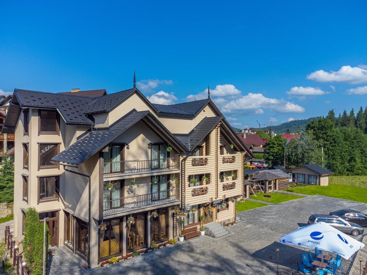Guest House Turda Bukovel Bagian luar foto