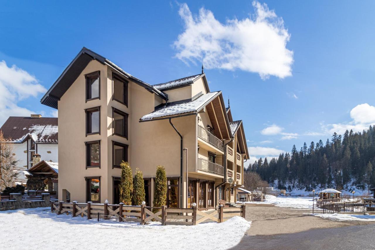 Guest House Turda Bukovel Bagian luar foto