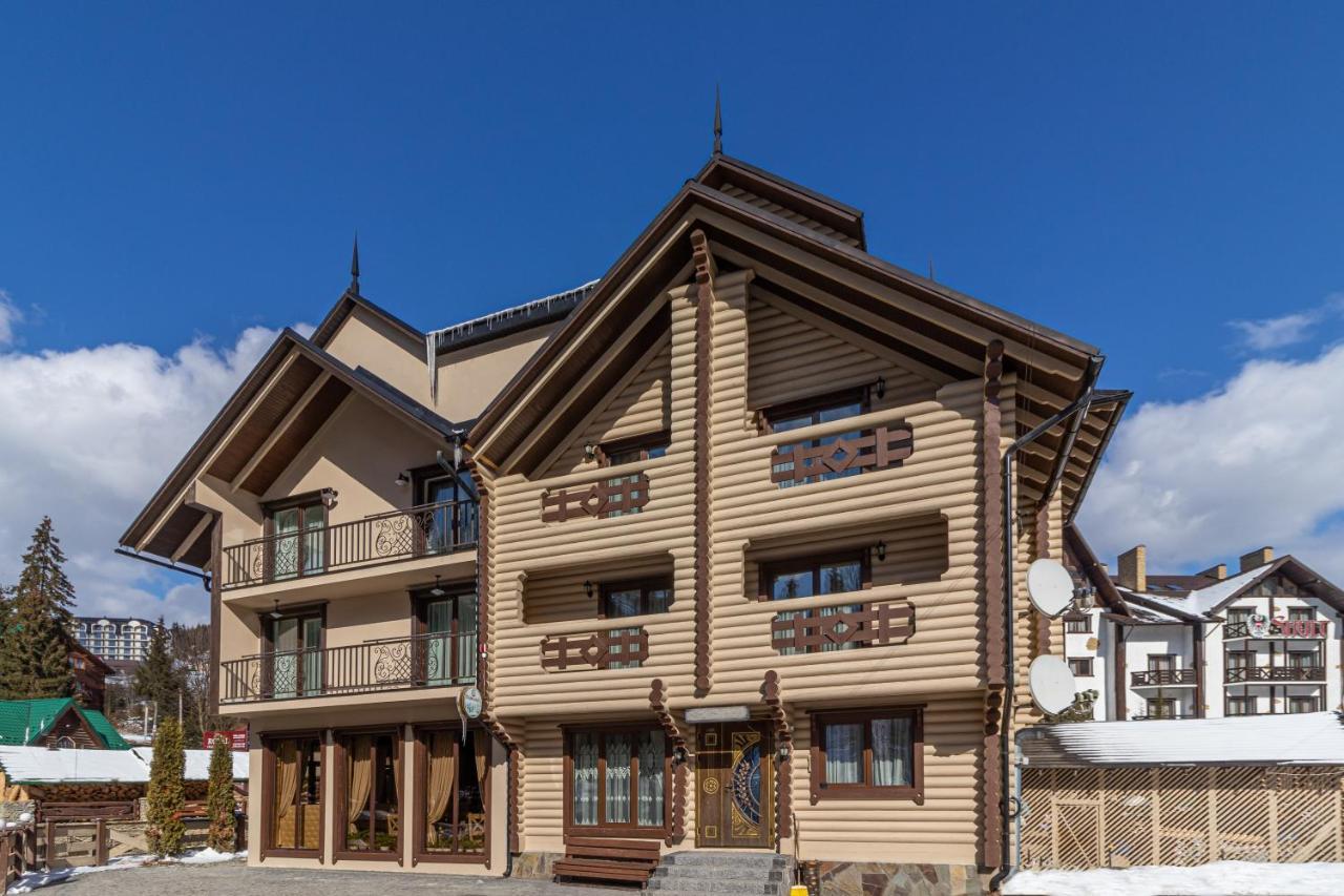 Guest House Turda Bukovel Bagian luar foto