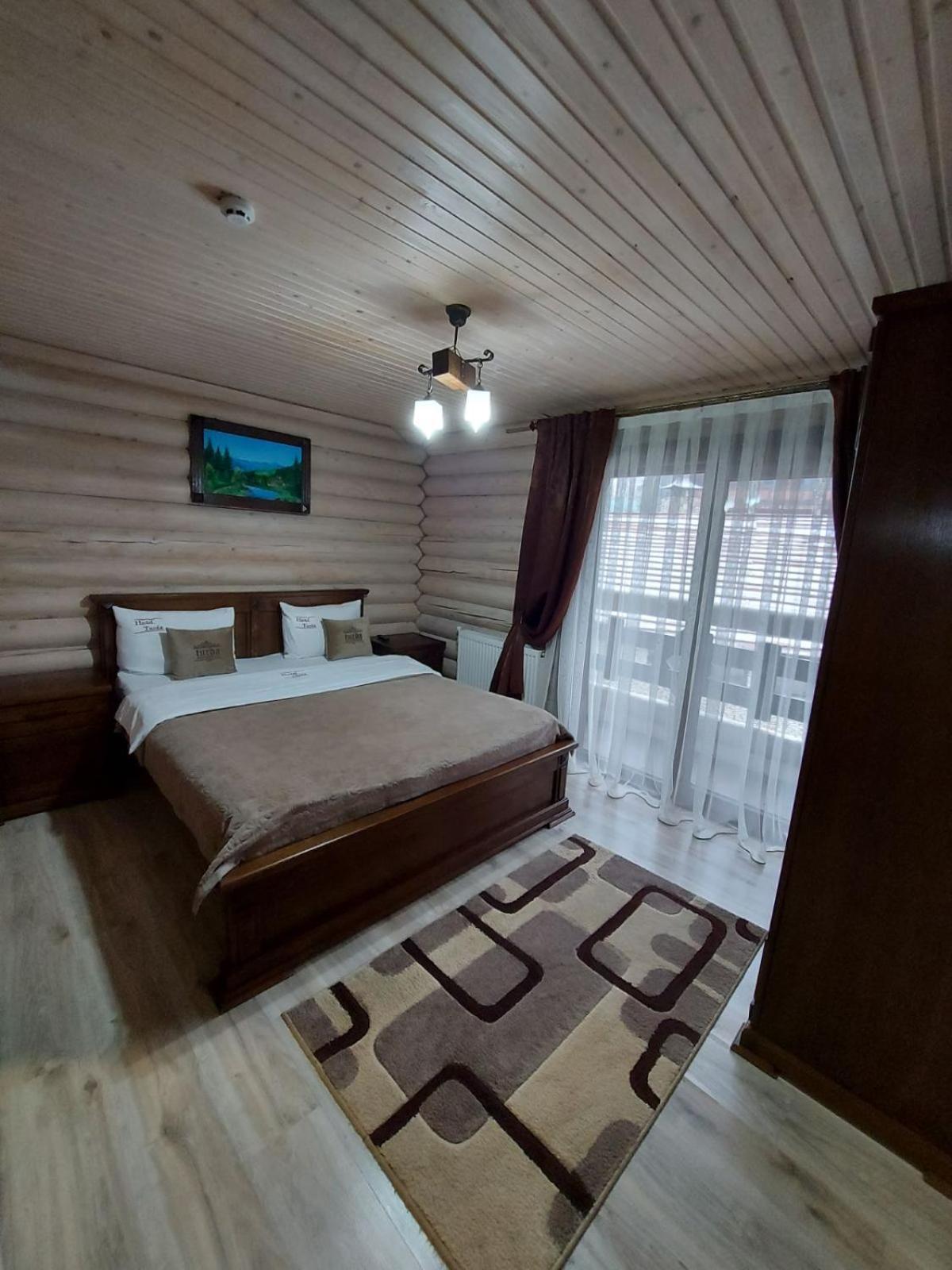 Guest House Turda Bukovel Ruang foto